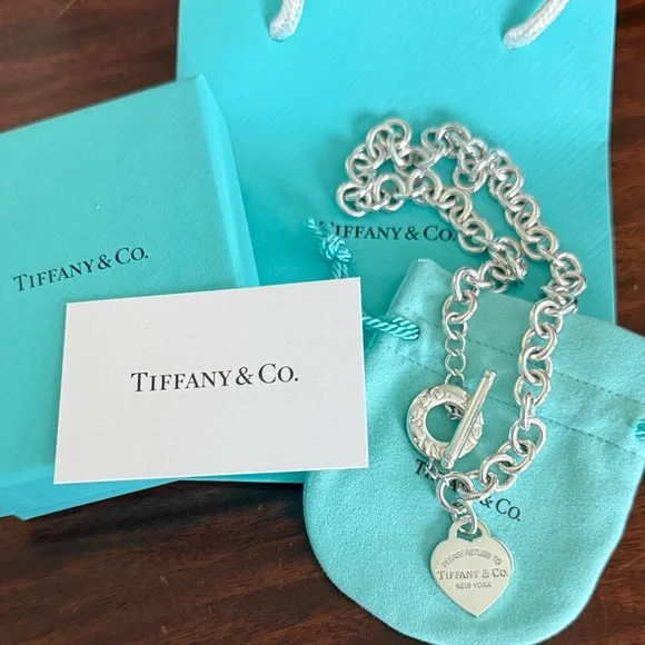 Tiffany & Co. Silver Heart Tag Toggle Necklace - Picture 10 of 10